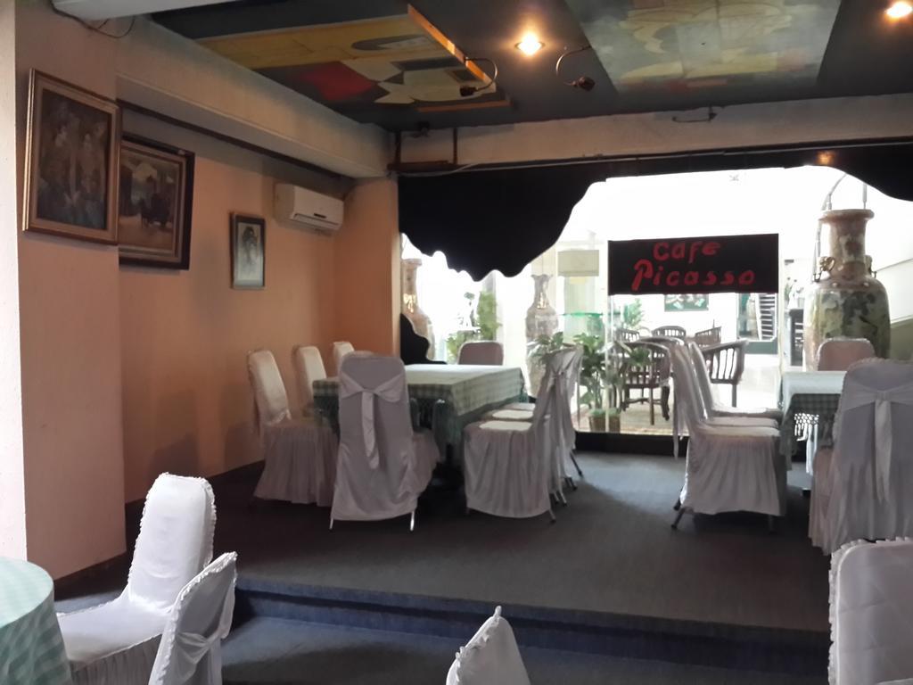 Reddoorz Plus Near Kebayoran Baru Blok S 자카르타 외부 사진