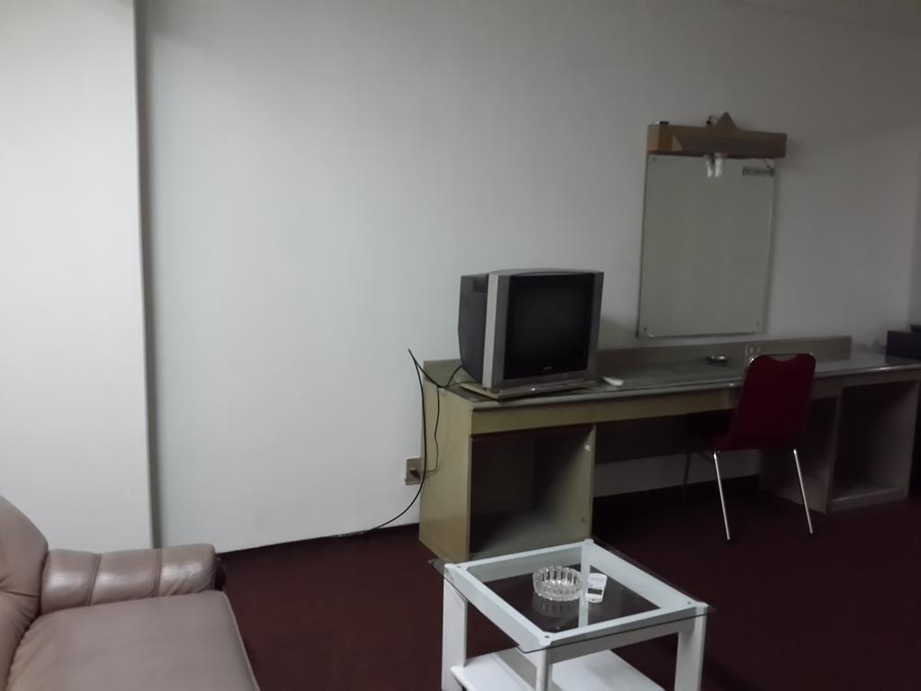 Reddoorz Plus Near Kebayoran Baru Blok S 자카르타 객실 사진
